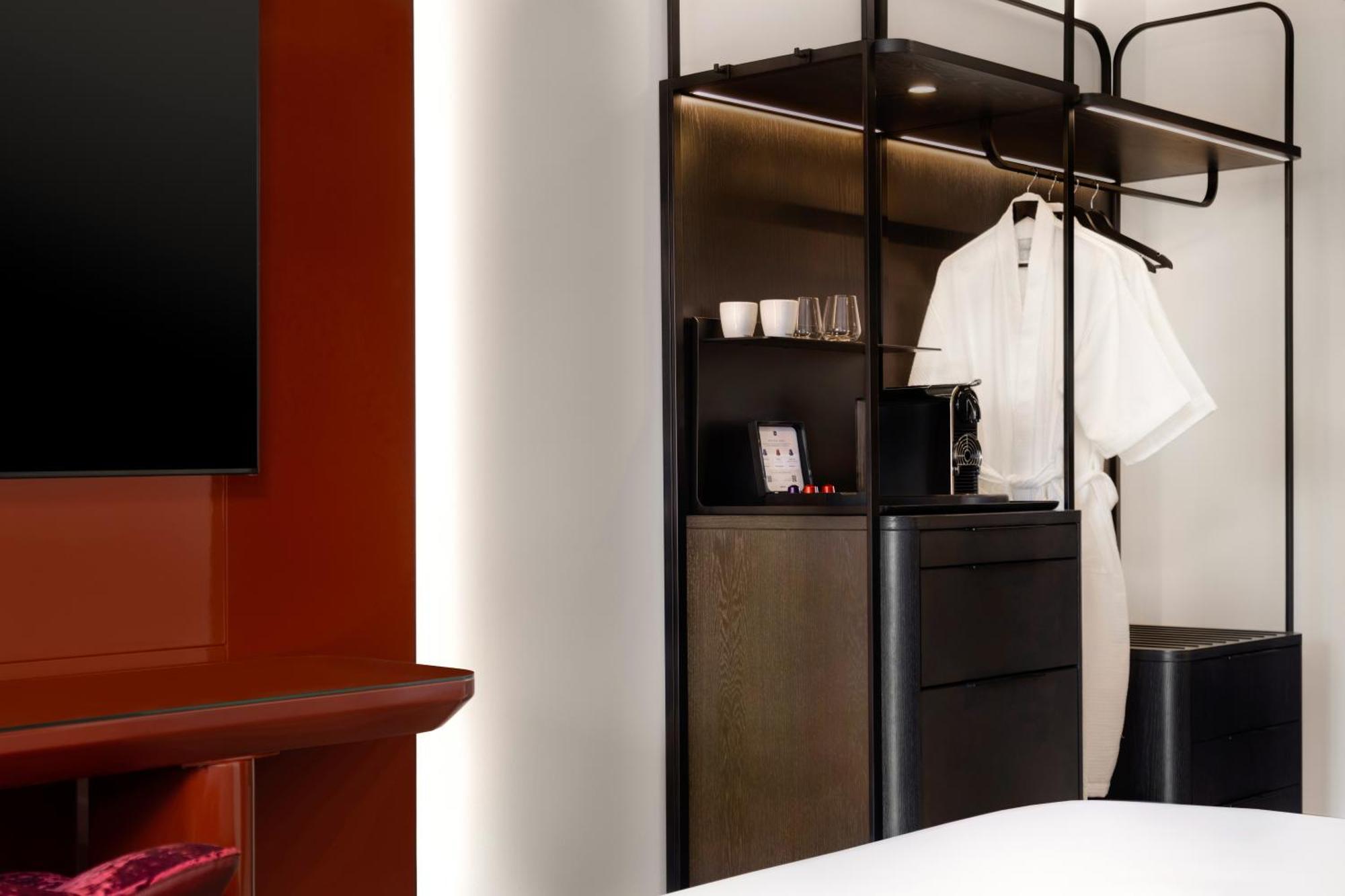 Revery Toronto Downtown, Curio Collection By Hilton Buitenkant foto