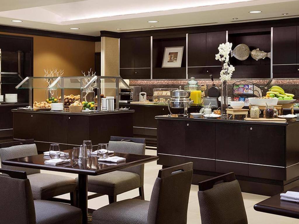 Revery Toronto Downtown, Curio Collection By Hilton Buitenkant foto