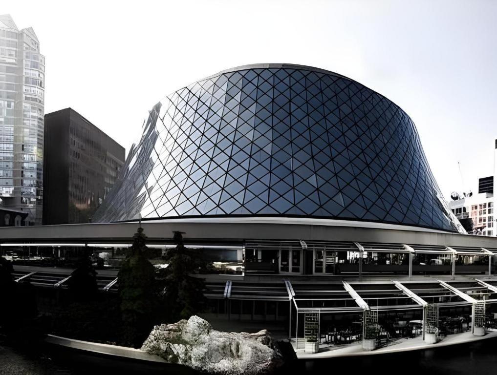 Revery Toronto Downtown, Curio Collection By Hilton Buitenkant foto