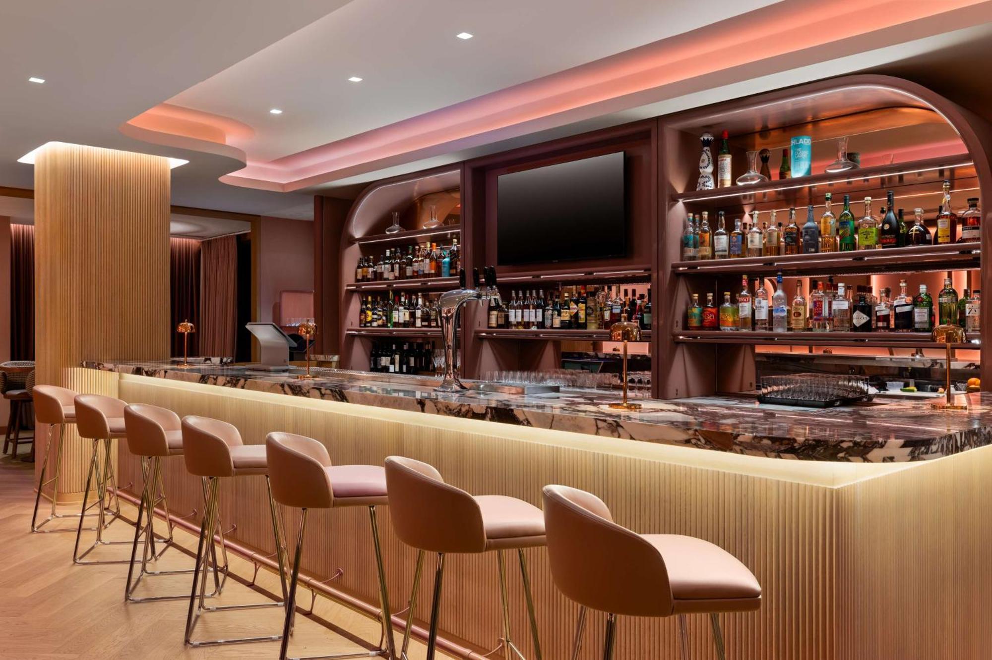 Revery Toronto Downtown, Curio Collection By Hilton Buitenkant foto