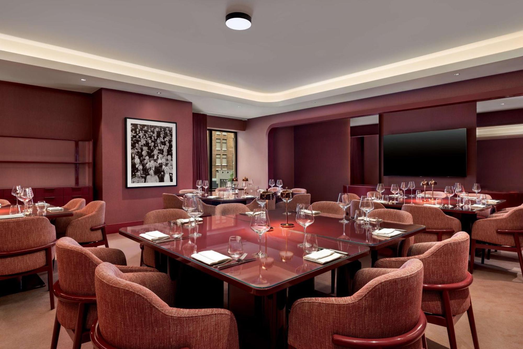 Revery Toronto Downtown, Curio Collection By Hilton Buitenkant foto